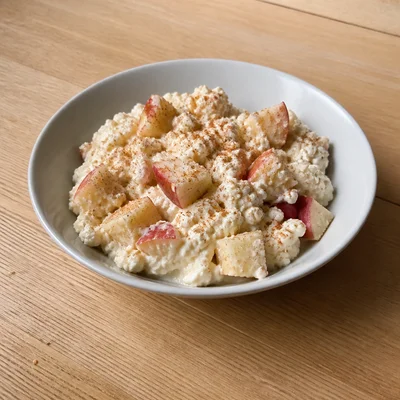 Apple, Cottage Cheese, and Cinnamon