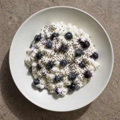 Chia Cottage Cheese with Blueberries